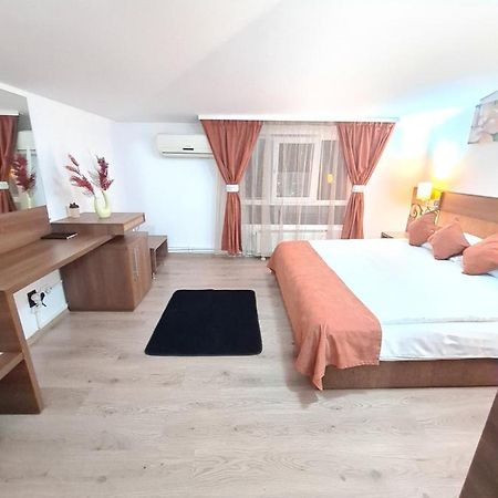 Garsoniera Privata Bed & Breakfast Букурещ Екстериор снимка