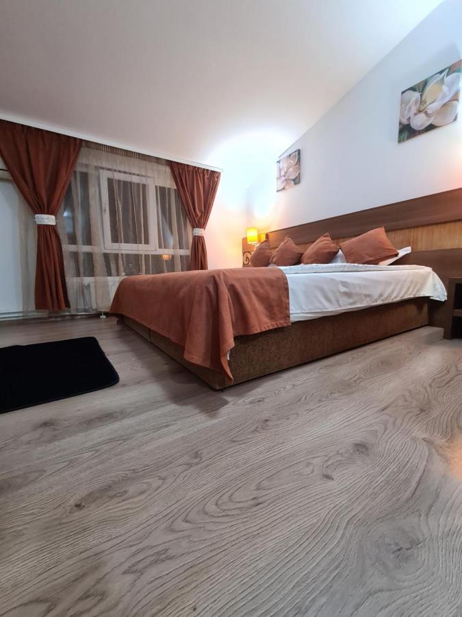 Garsoniera Privata Bed & Breakfast Букурещ Екстериор снимка