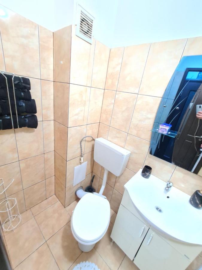 Garsoniera Privata Bed & Breakfast Букурещ Екстериор снимка