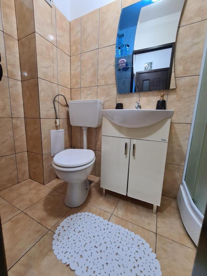 Garsoniera Privata Bed & Breakfast Букурещ Екстериор снимка